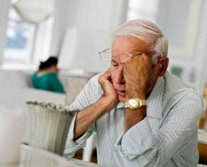 老人嗜睡是由于哪些原因造成的