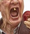 老人缺牙应该如何做好口腔健康工作