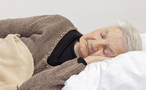 老年嗜睡是哪些疾病找上门