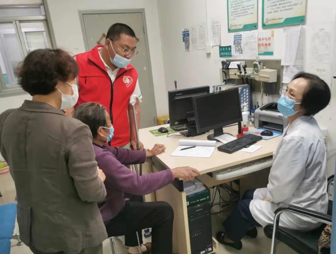 莲湖区青三社区：积极推进老年人疫苗接种 还有这些知识要知道