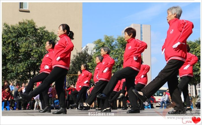 喜迎十九大 健康未央行——记西安市未央区老年体育健身交流展示比赛活动【组图】